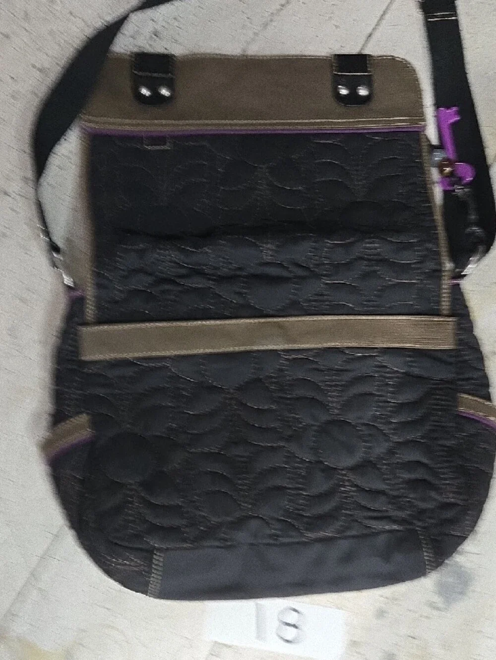Fossil Key-Per Quilted Messenger Bag With Adjustable Strap Brown & Black...